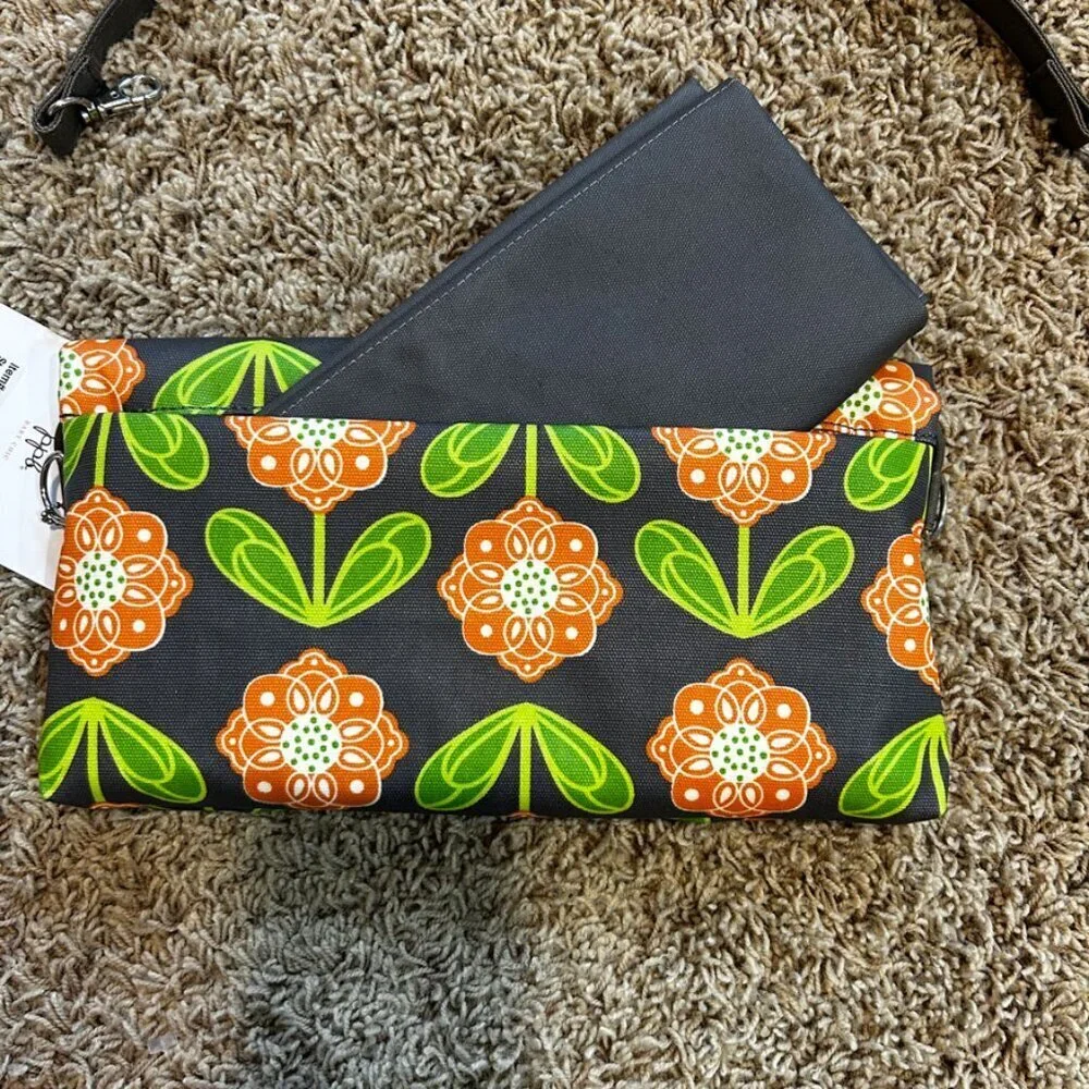NWT Petunia Pickle Bottom Change It Up Diaper Bag Clutch in Santiago Sunset